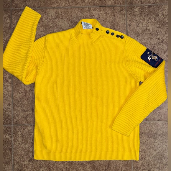 Tommy Hilfiger 100% Cotton Yellow Sweater with Arm Patch Size Medium - Picture 5 of 6